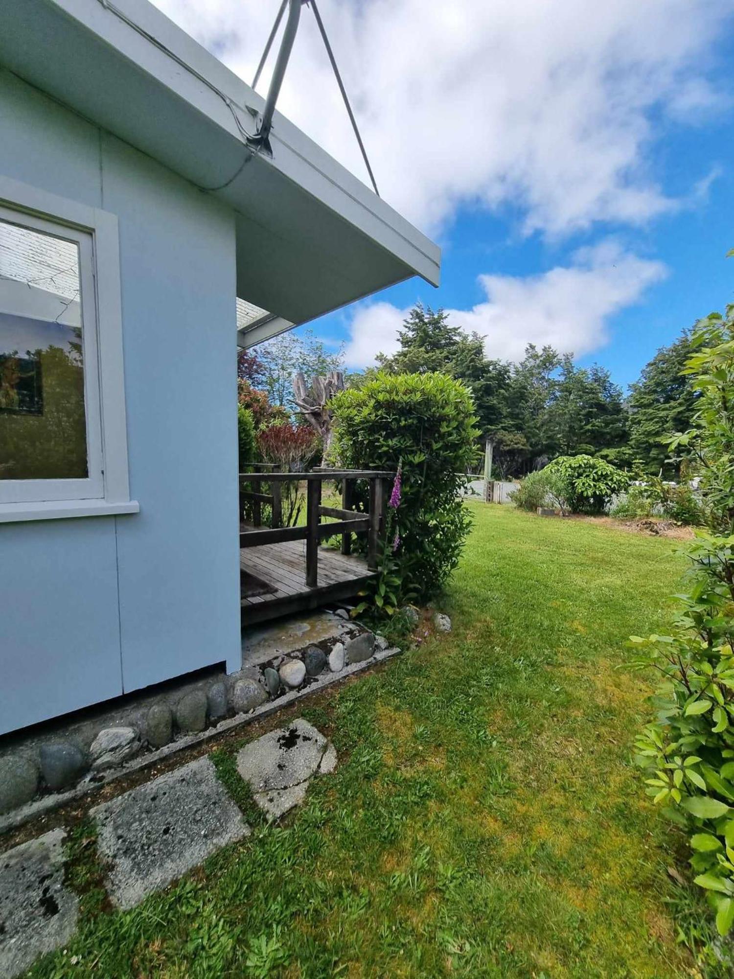 Cosy Getaway In Manapouri Villa Exteriör bild