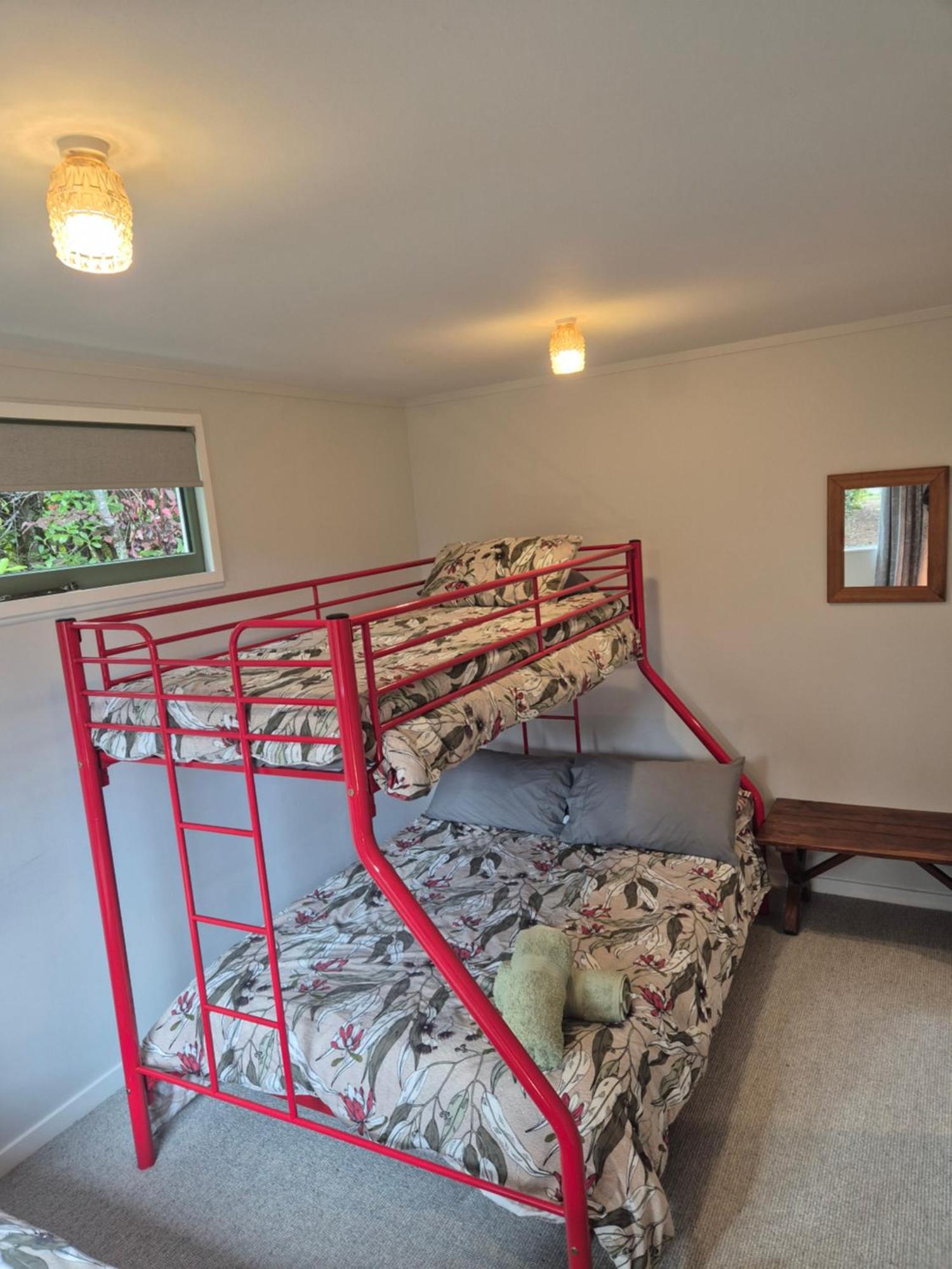 Cosy Getaway In Manapouri Villa Exteriör bild